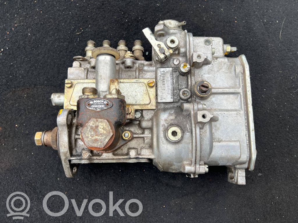 Mercedes-Benz W123 Pompa wtryskowa wysokiego ciśnienia 