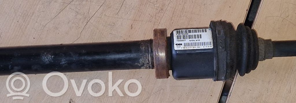 Volvo V70 Eje de transmisión delantero 