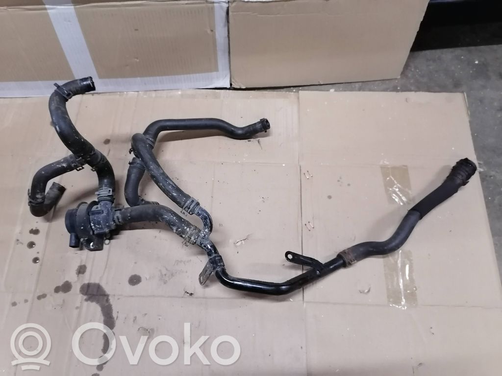 Skoda Octavia Mk2 (1Z) Conductă/furtun lichid de răcire motor 