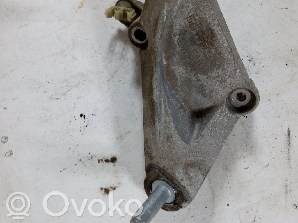 Renault Twingo III Engine mounting bracket 