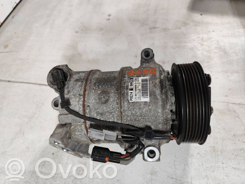 Renault Megane IV Kompresor / Sprężarka klimatyzacji A/C 
