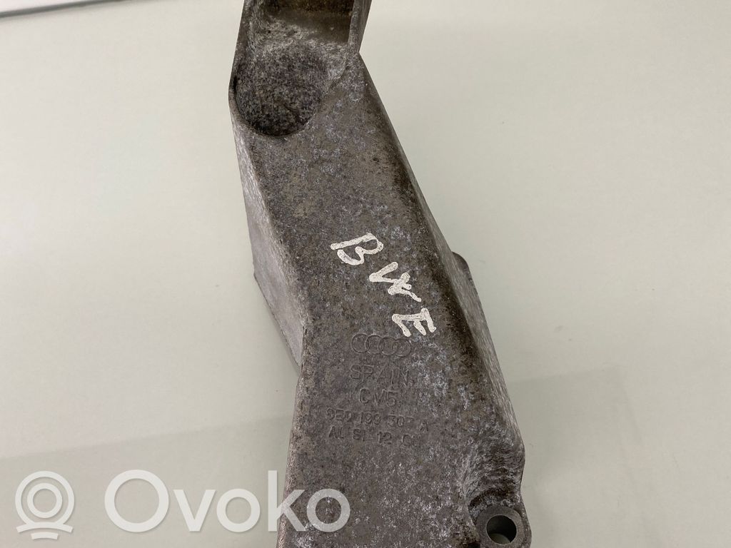 Audi A6 S6 C6 4F Engine mounting bracket 
