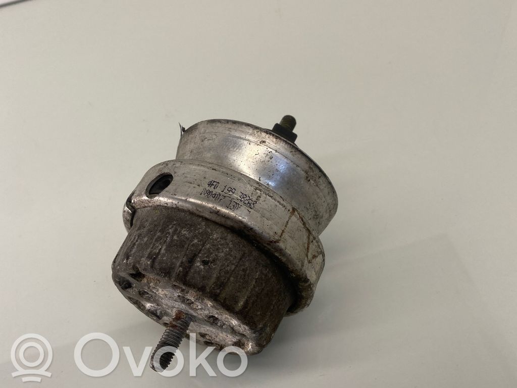 Audi A6 S6 C6 4F Engine mount bracket 