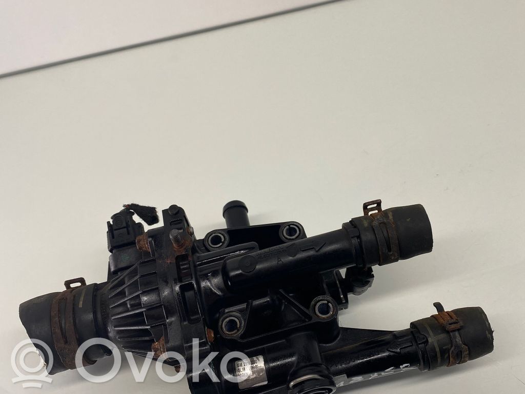Opel Insignia A Termostat / Obudowa termostatu 