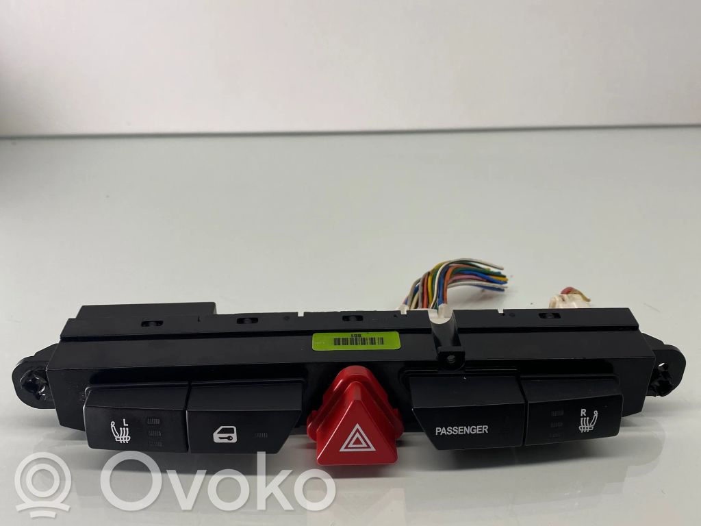 KIA Ceed Hazard light switch 