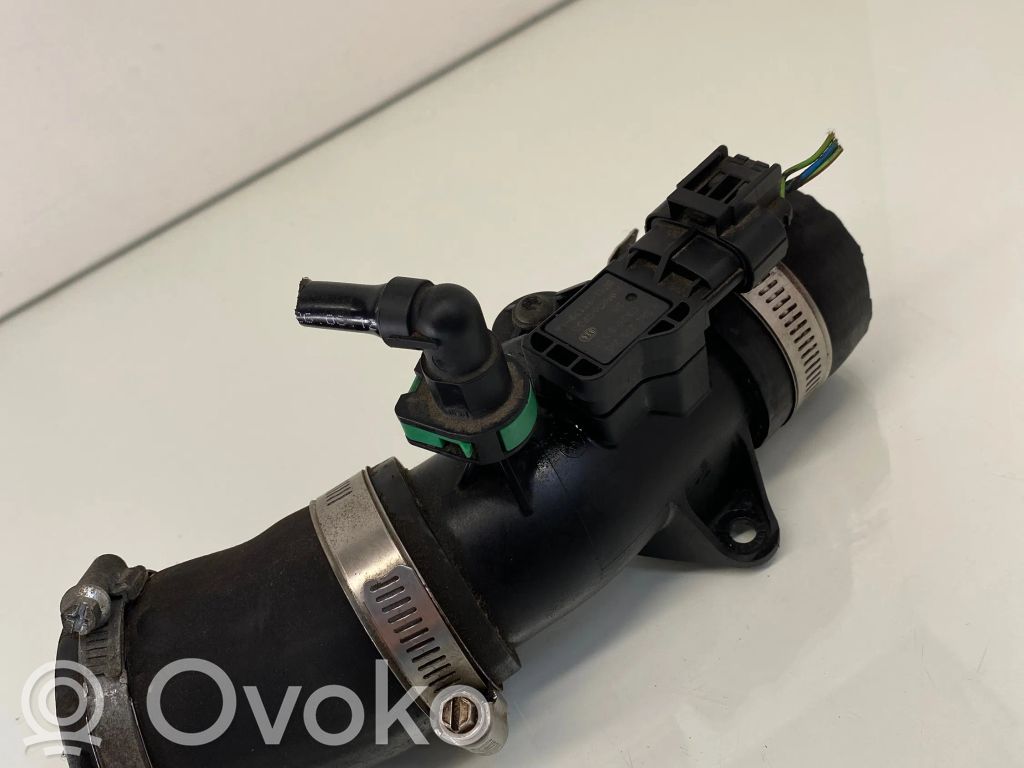 Ford Focus Air intake hose/pipe 