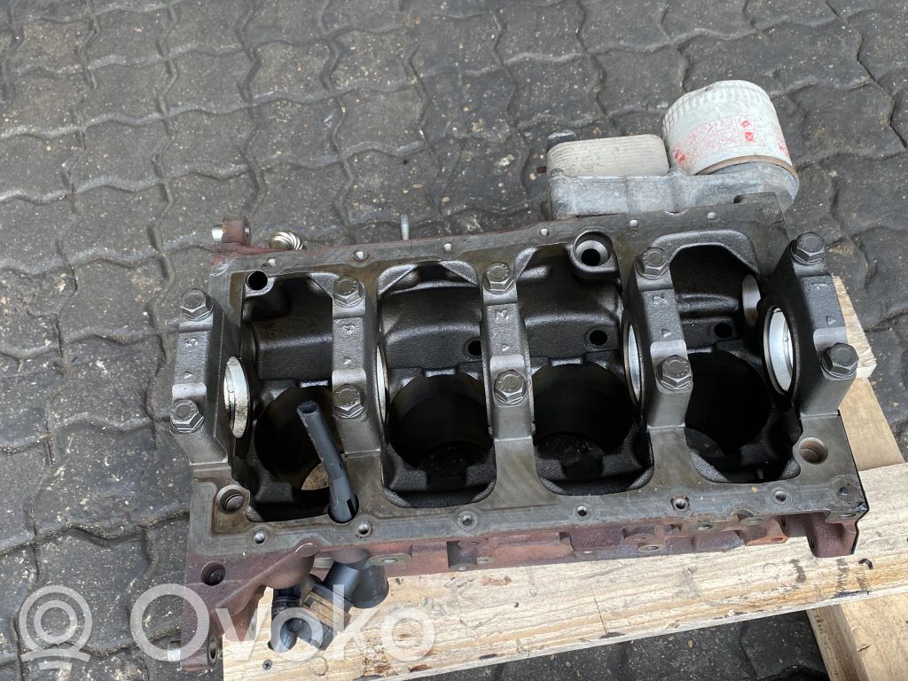 Engine block   P9PC