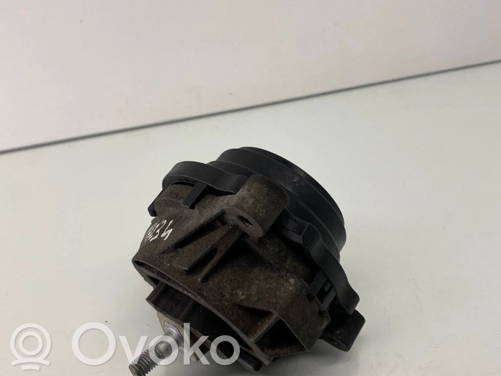 BMW 3 GT F34 Engine mount bracket 
