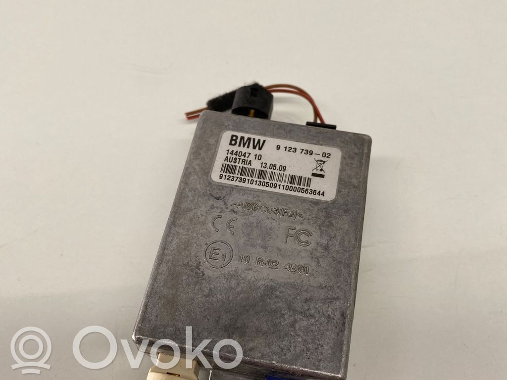 BMW 7 F01 F02 F03 F04 Antenos stiprintuvas 