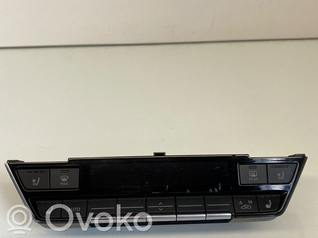 Audi e-tron Climate control unit 