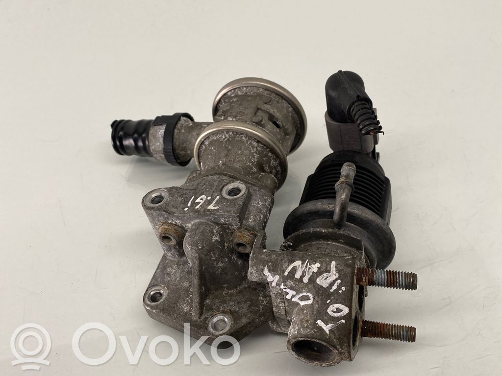 Volkswagen Touran I Válvula EGR 