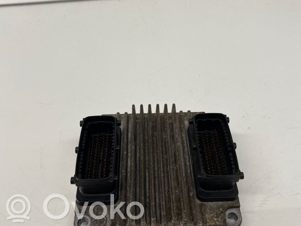 Opel Zafira B Engine control unit/module 