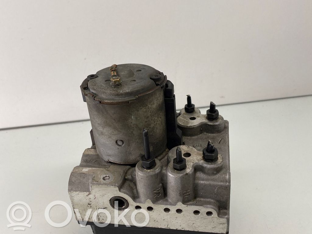 Audi A4 S4 B5 8D ABS Pump 