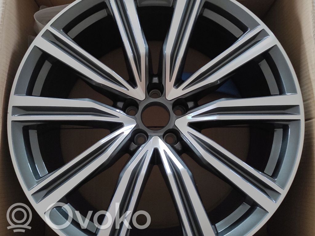 Audi Q8 Felgi aluminiowe R21 
