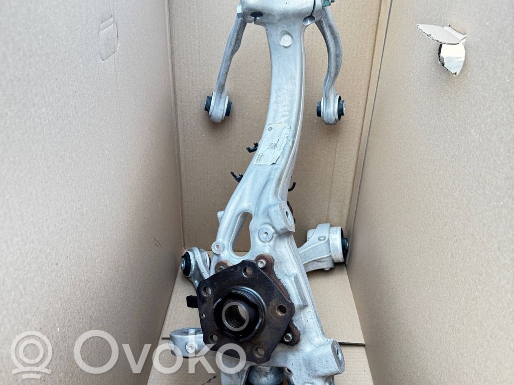 Audi RS Q8 Zwrotnica koła przedniego 