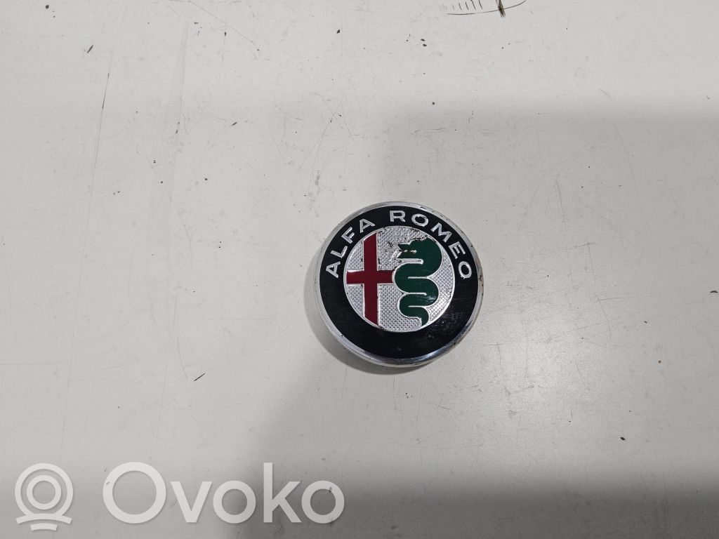 Alfa Romeo Giulia Original wheel cap 