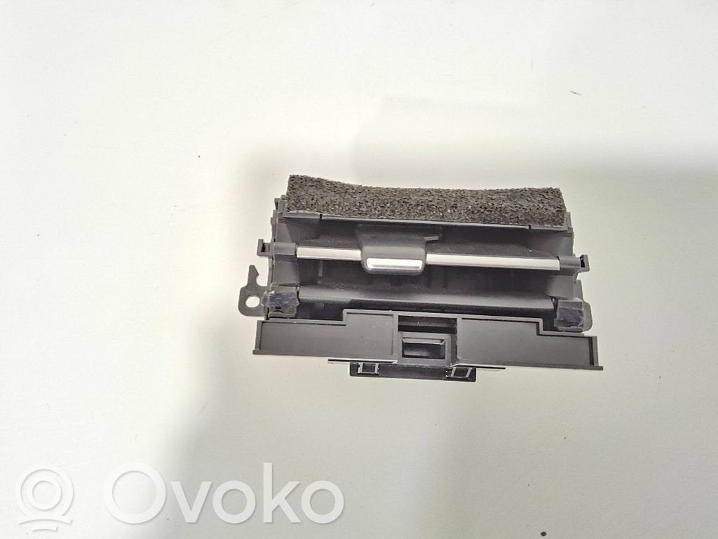 Mazda 2 Dash center air vent grill 