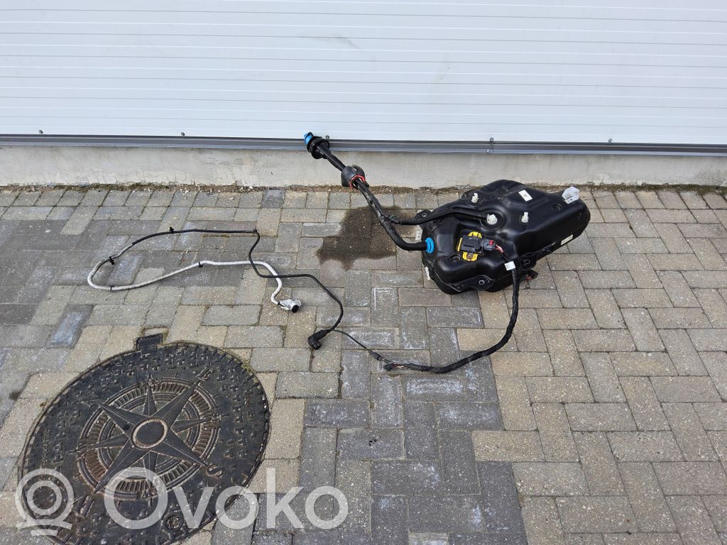 Zbiornik płynu AdBlue   GK215J250AB,GK215J250AB,GK215J250,BK315J232AB,BK315J232,BK315J232AB,GK215J228,GK215J232AB,GK215J281AE,GK215J228,GK215J232,GK215J232AB,GK215J281,GK215J281AE,HC345H297AA,HC345H297,HC345H297AA,HK315J228,HK315J250AA,HK315J228,HK315J250,HK315J250AA,HU5A5K204AA,HU5A5K204,HU5A5K204AA,JK315J228,JK315J228