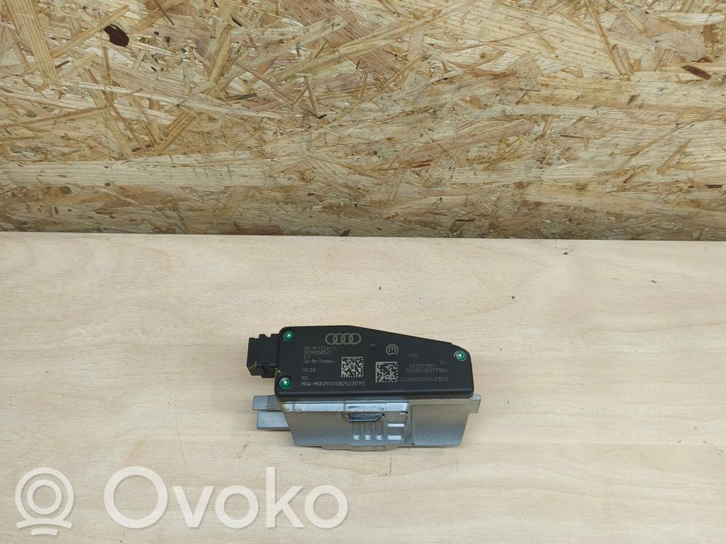 Audi A4 S4 B8 8K Ohjauspyörän lukitus 