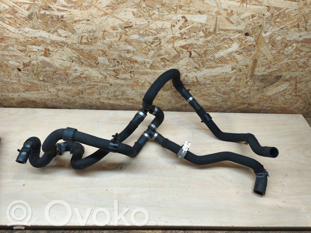 Porsche Cayenne (9Y0 9Y3) Przewód / Wąż chłodnicy 