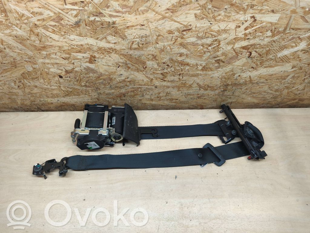 Volvo S90, V90 Cinturón delantero 