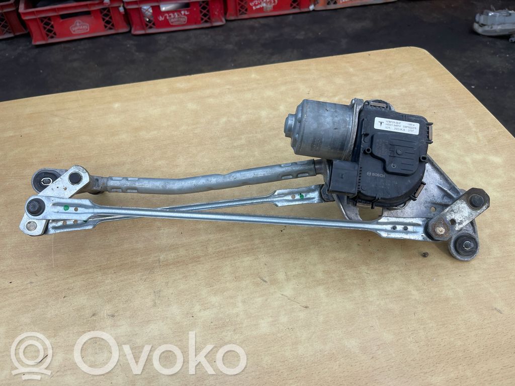 Tesla Model 3 Motor y varillaje del limpiaparabrisas delantero 
