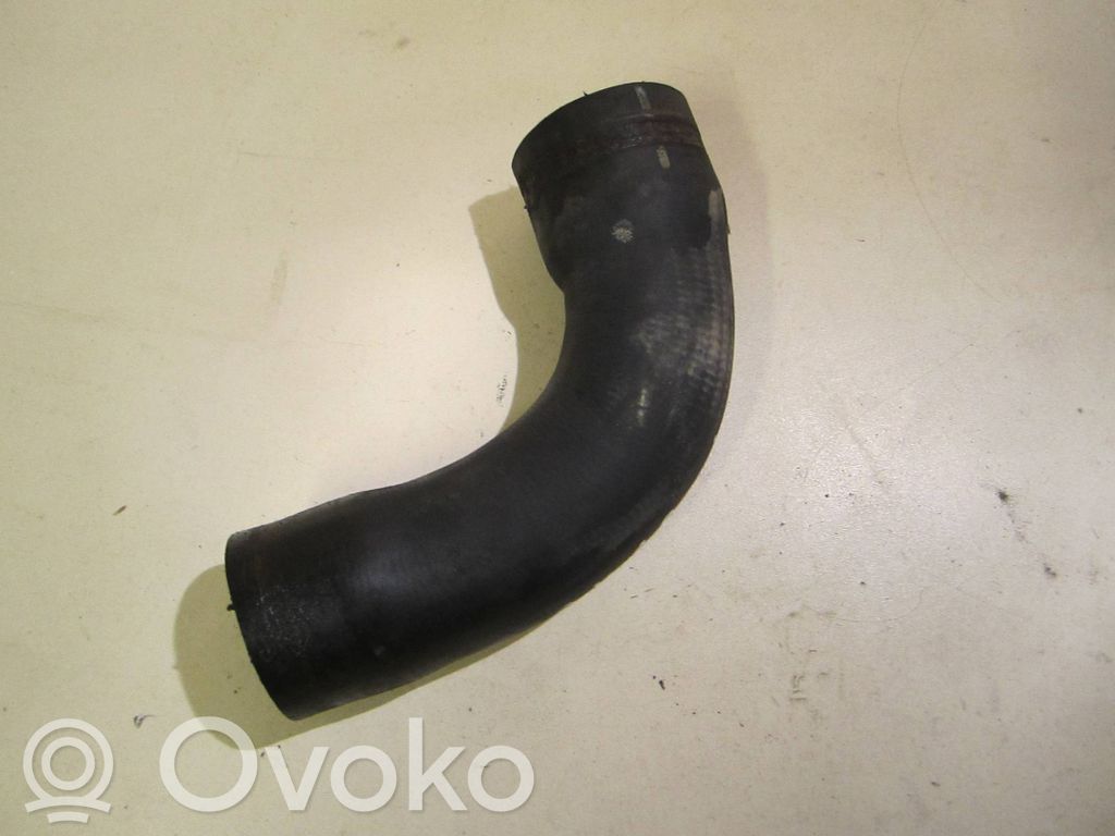 Audi A4 S4 B5 8D Tubo flessibile intercooler 