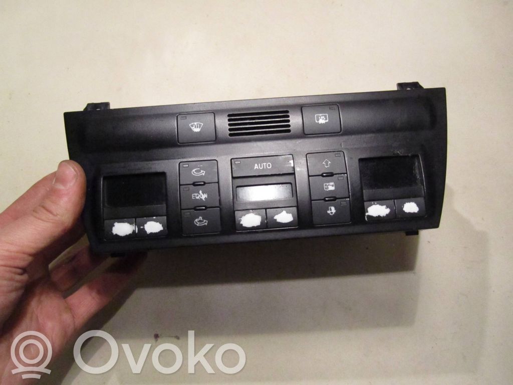 Audi A6 S6 C5 4B Climate control unit 