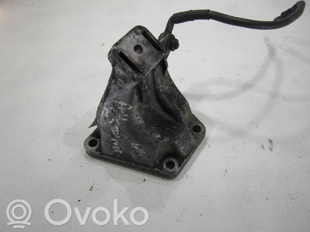 Audi A6 S6 C5 4B Engine mounting bracket 
