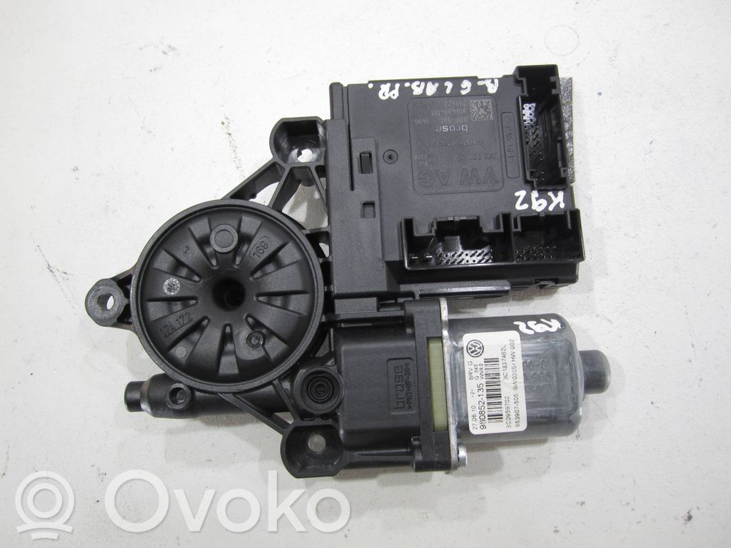 Volkswagen PASSAT B6 Silnik regulatora szyby drzwi przednich 