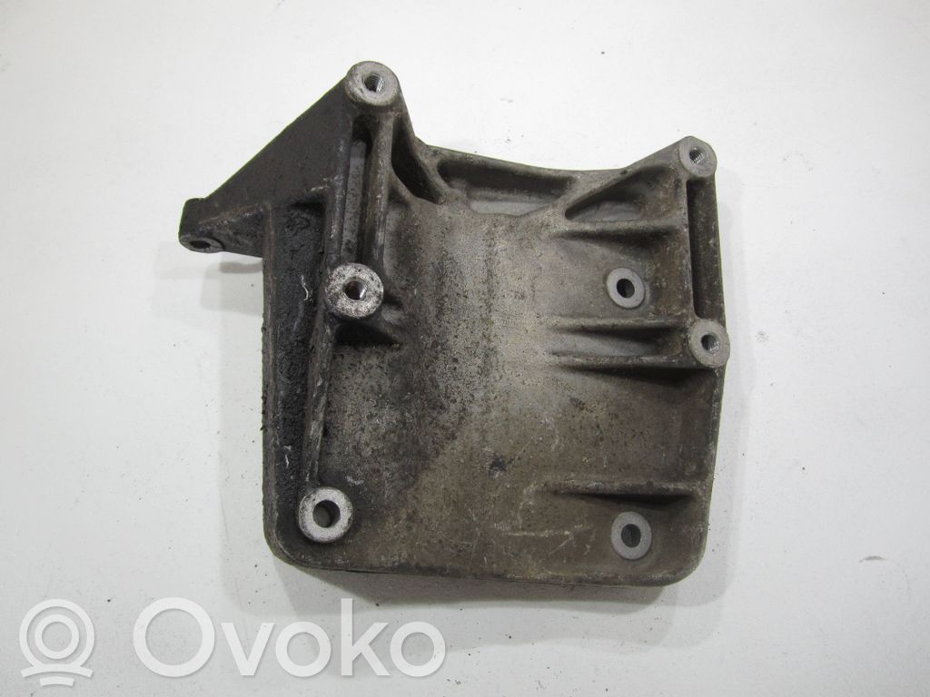 Audi 80 90 S2 B4 A/C compressor mount bracket 