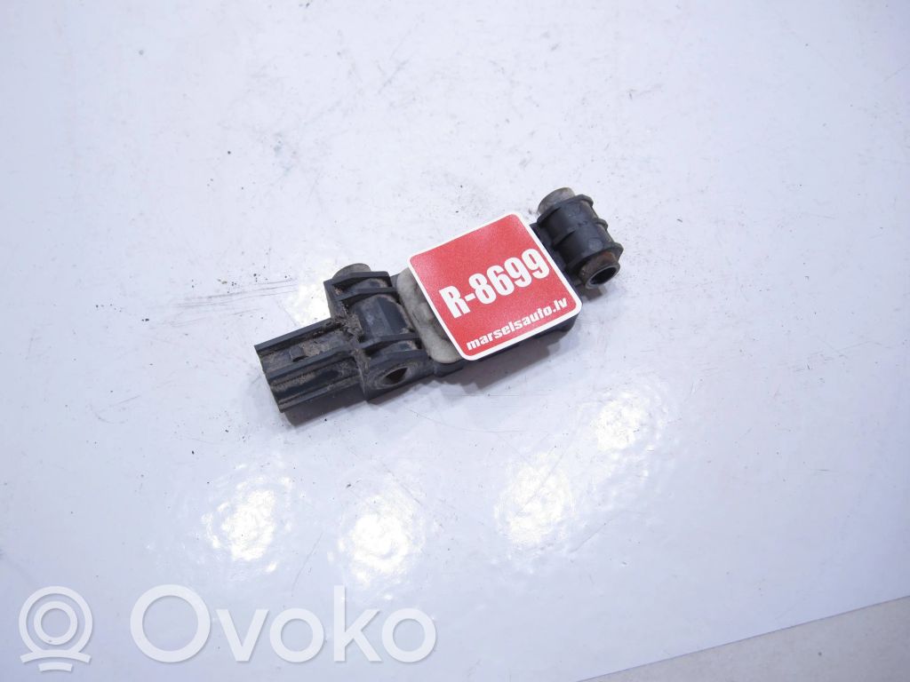 Audi A4 S4 B7 8E 8H Turvatyynyn törmäysanturi 