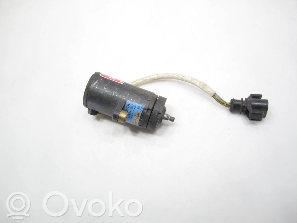Audi A4 S4 B5 8D Czujnik położenia pedału gazu / przyspieszenia 