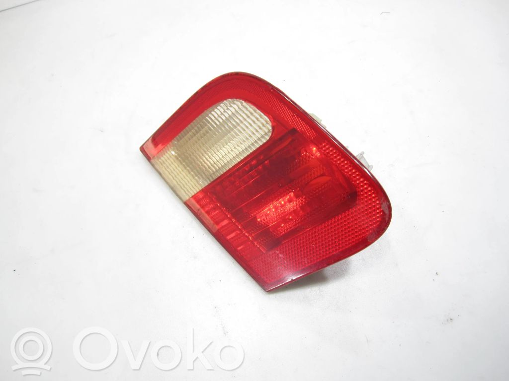BMW 3 E46 Takaluukun takavalot 