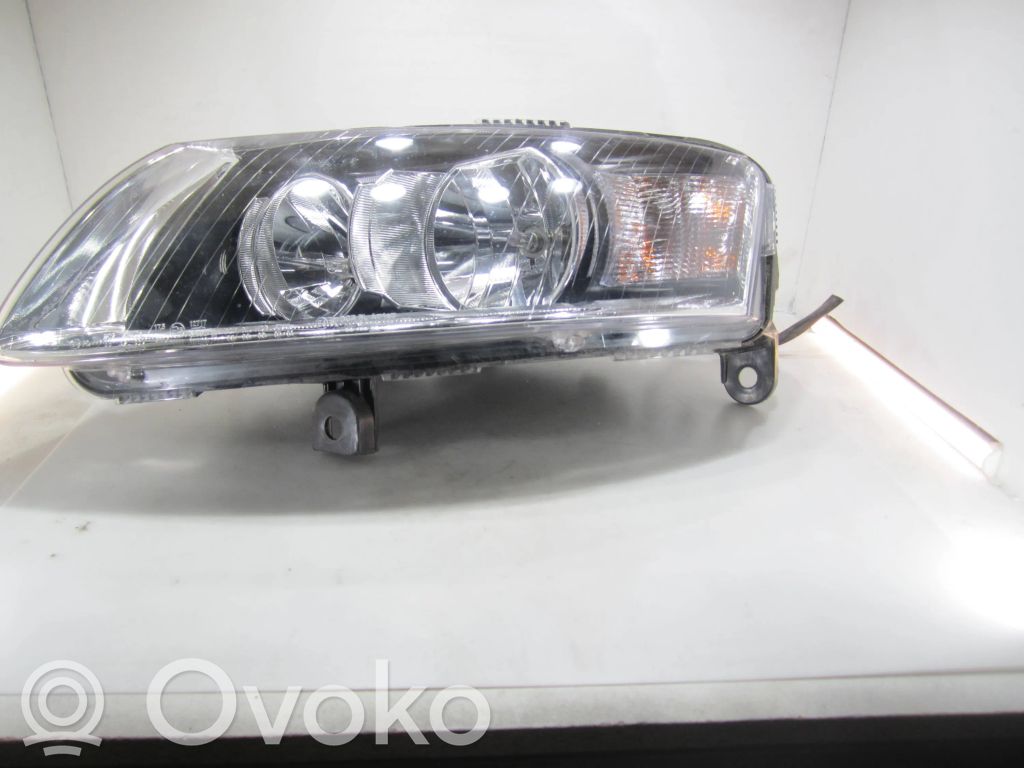 Audi A6 S6 C6 4F Lampa przednia 
