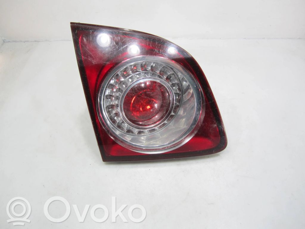 Volkswagen Golf Plus Lampy tylnej klapy bagażnika 