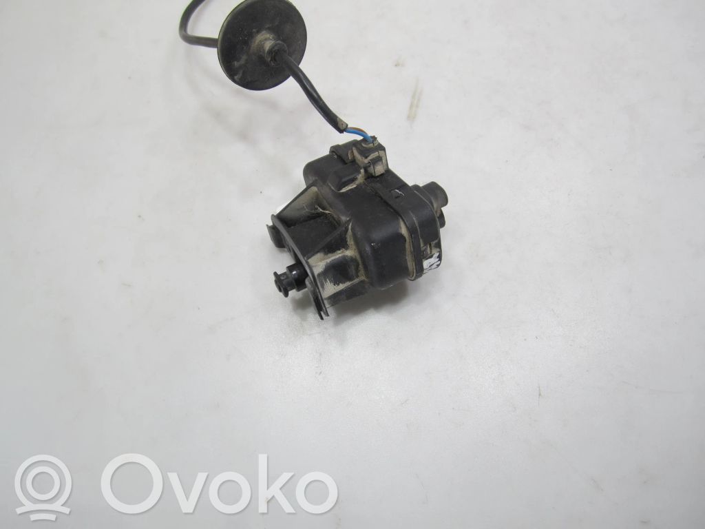 Volkswagen Golf V Degalų bako dangtelio spynos varikliukas 