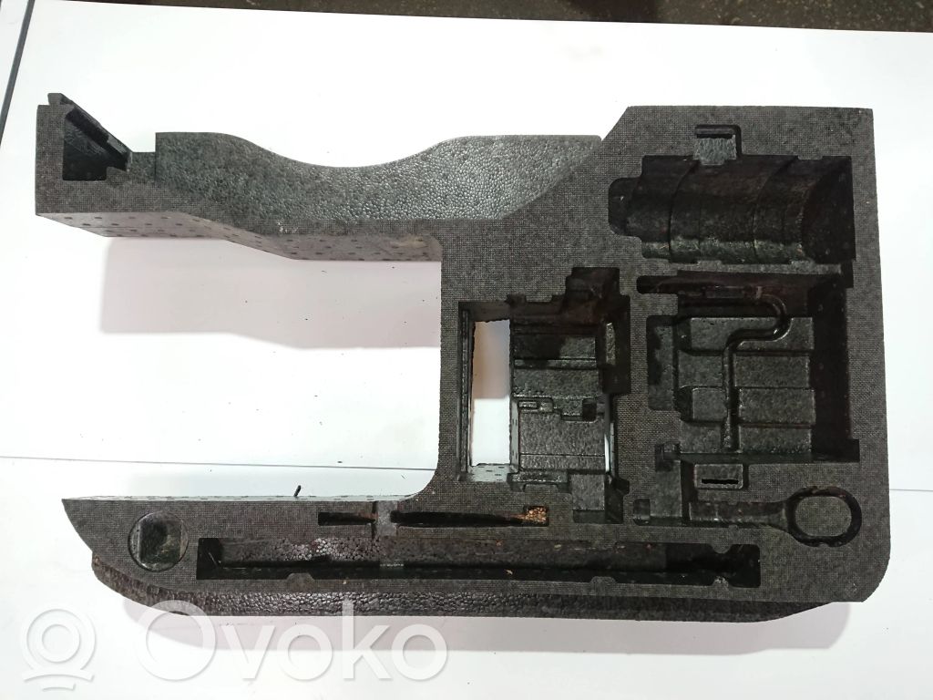 Audi TT TTS Mk2 Tool box 
