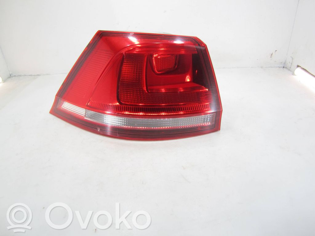 Volkswagen Golf VII Lampă spate în caroserie 