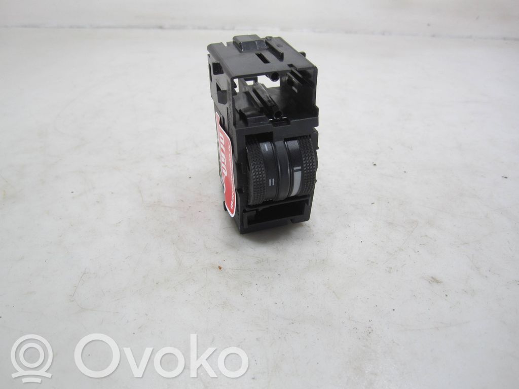 Audi A3 S3 8P Headlight level height control switch 