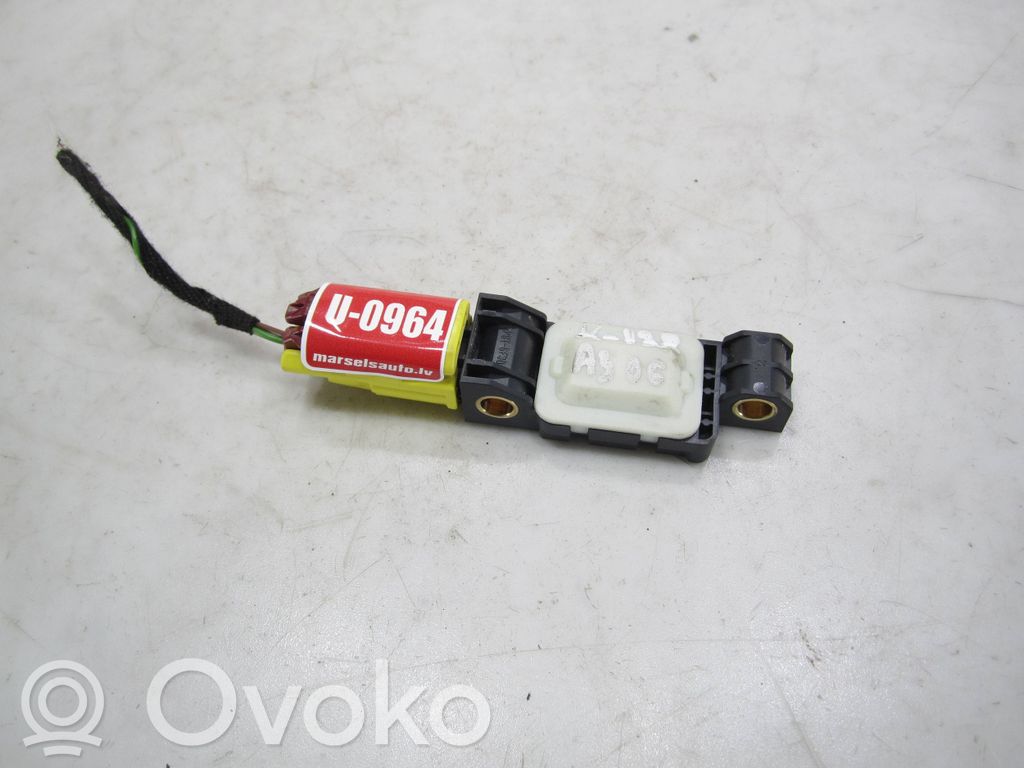 Audi A3 S3 8P Czujnik uderzenia Airbag 