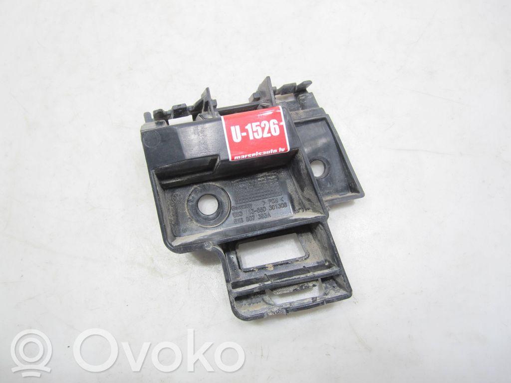 Volkswagen Golf VI Uchwyt / Mocowanie zderzaka tylnego 