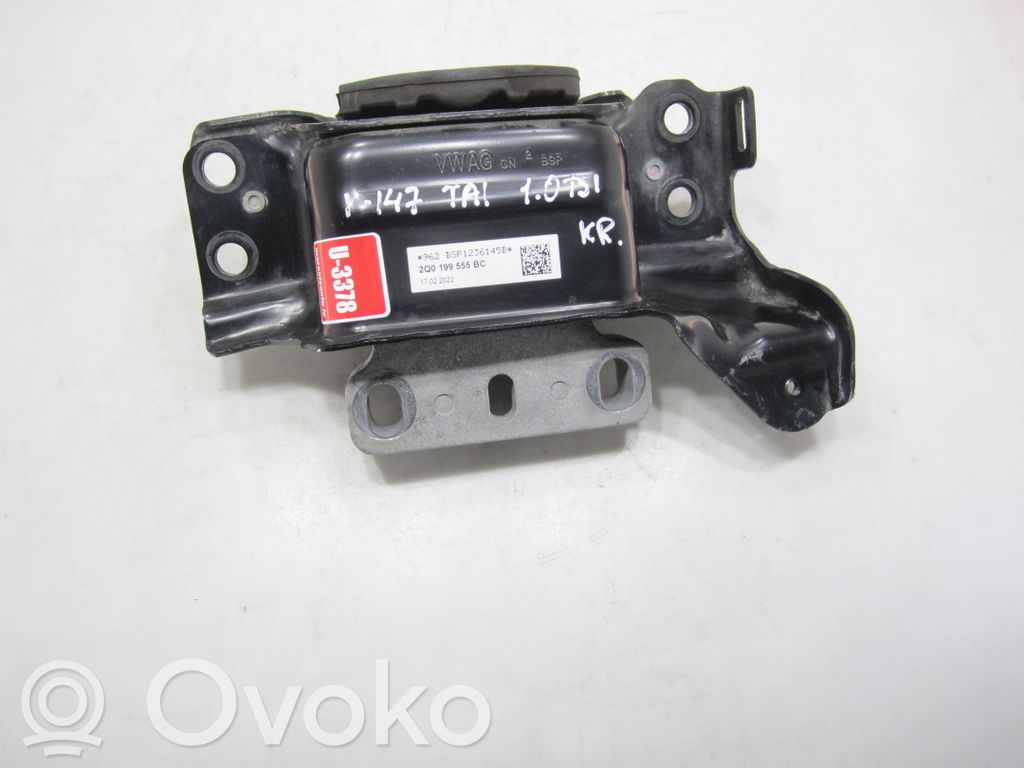 Volkswagen Taigo Engine mount bracket 