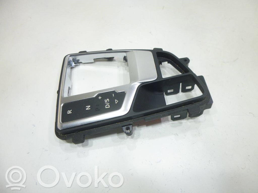 Audi A4 S4 B9 Ramka drążka zmiany biegów 