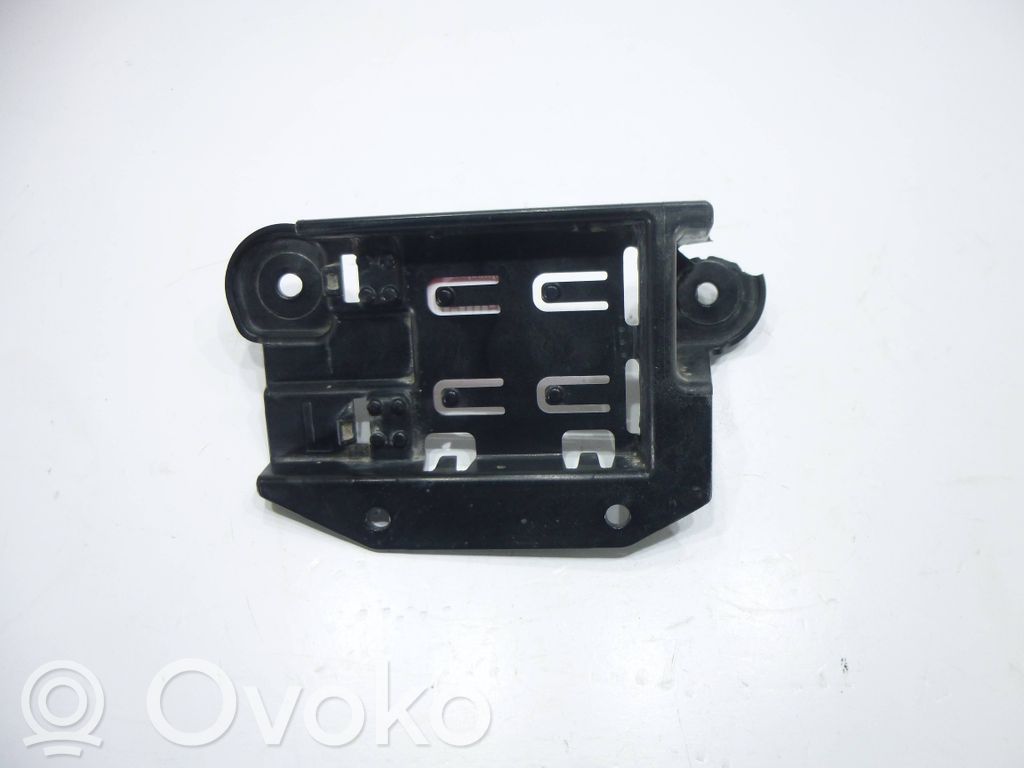 Soporte de sensor Distronic   3P3907455