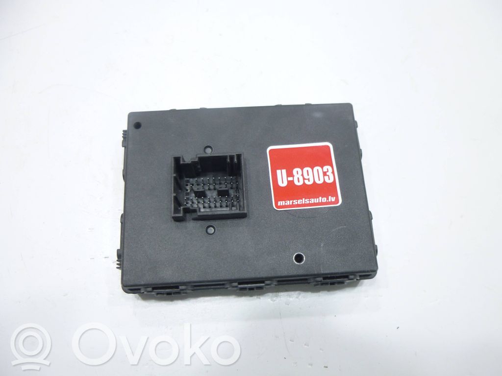 Volkswagen PASSAT B8 Unitate/modul de control fără cheie (KESSY) 