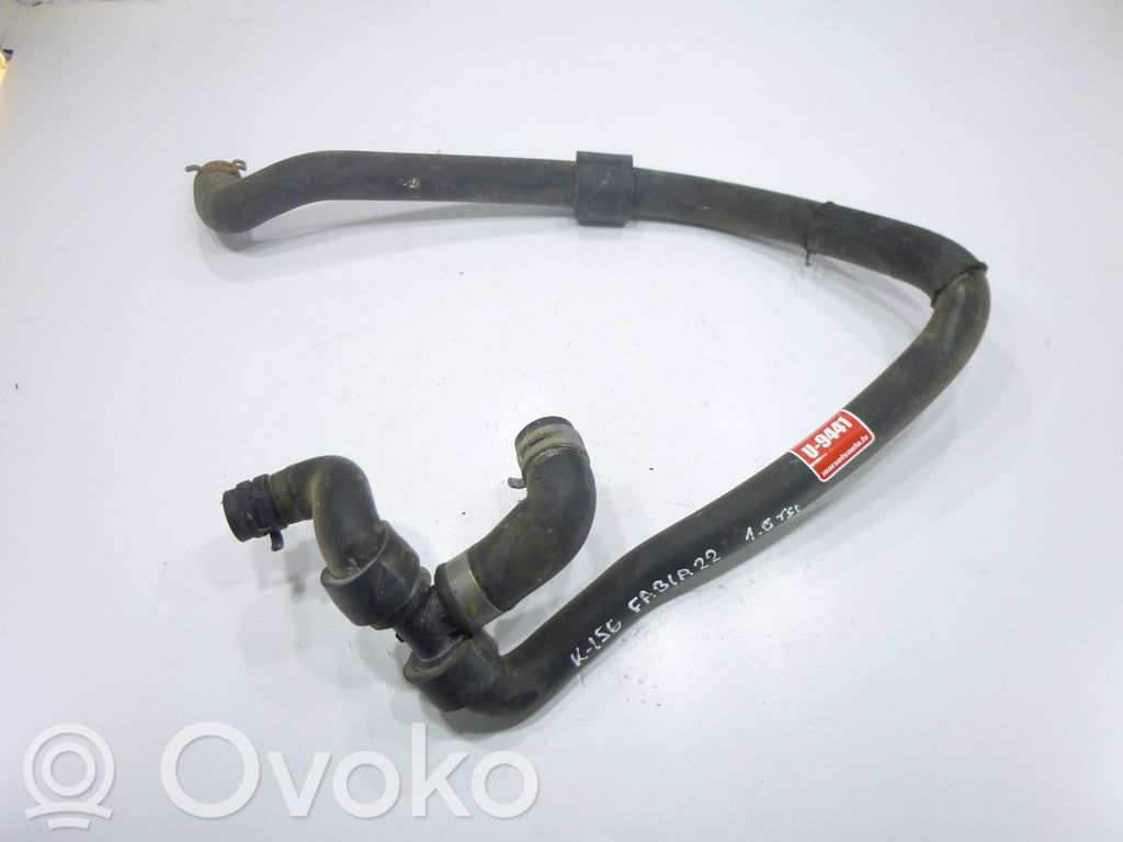 Skoda Fabia Mk3 (NJ) Tubo flessibile del liquido di raffreddamento del motore 