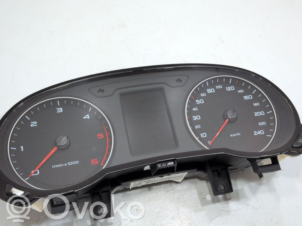 Audi A1 Speedometer (instrument cluster) 