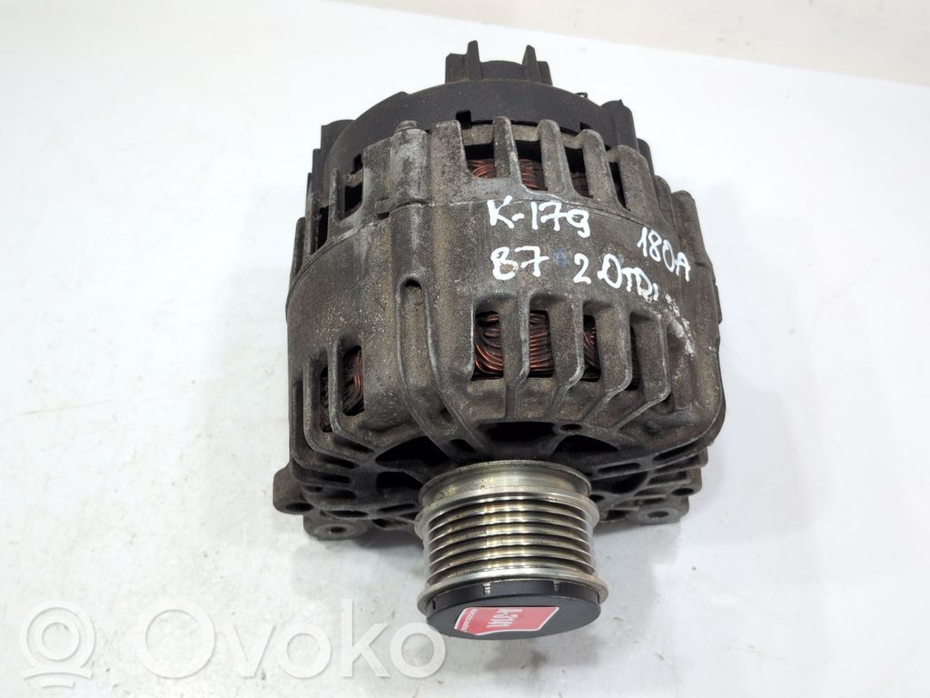 Volkswagen PASSAT B7 Generator/alternator 
