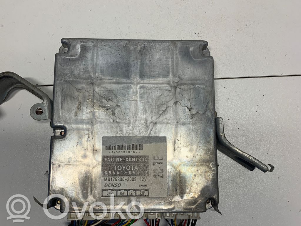 Toyota Avensis T220 Engine control unit/module 